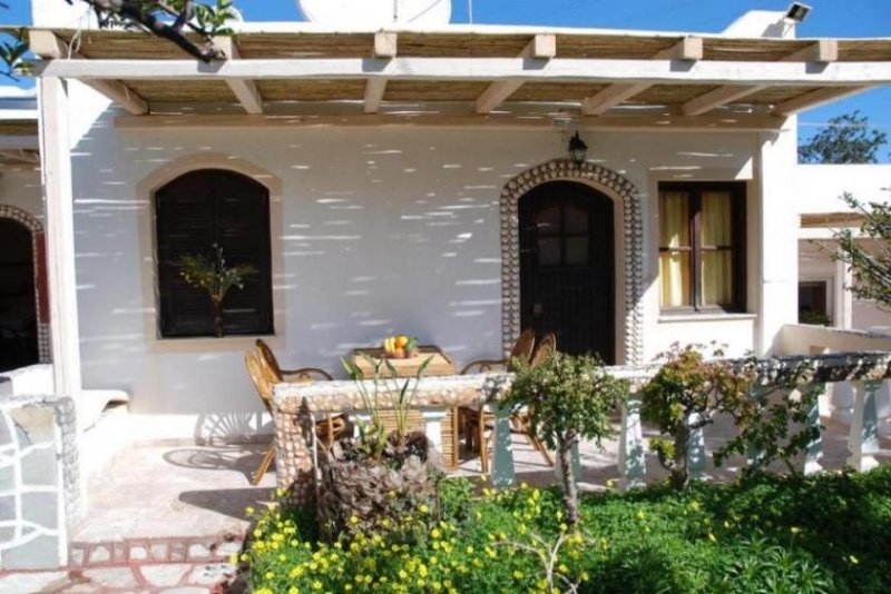 Agios Nikolaos Kreta, Agios Nikolaos: Villa mit drei Schlafzimmern und Grundstück in begehrter Lage Haus kaufen